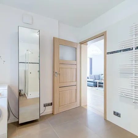 - 200m Do Plazy Orlowo - Parking - Laguna شقة غدينيا