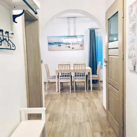 - 200m Do Plazy Orlowo - Parking - Laguna * غدينيا